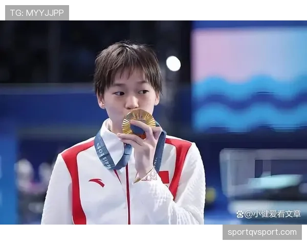 全红婵领奖那股贵气，翻开她朋友圈的日常又像隔壁班小妹，反差太带感