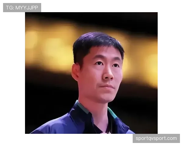 王励勤赛场像冷面总裁，私下生活细节却接地气得像隔壁老李，这反差真想一直八卦