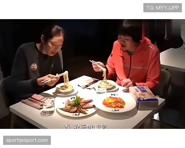 郎平家的冰箱里只放蛋白粉和冰块 郎平家的冰箱里只放蛋白粉和冰块